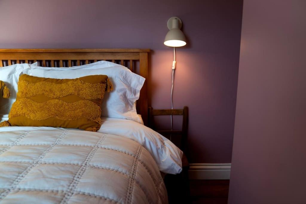 Northdene Cottage - Cosy Old Fisherman'S Cottage Two Mins From Sea - Free Parking - Wood Burning Stove - Roll Top Bath - Dog Friendly Deal Dış mekan fotoğraf